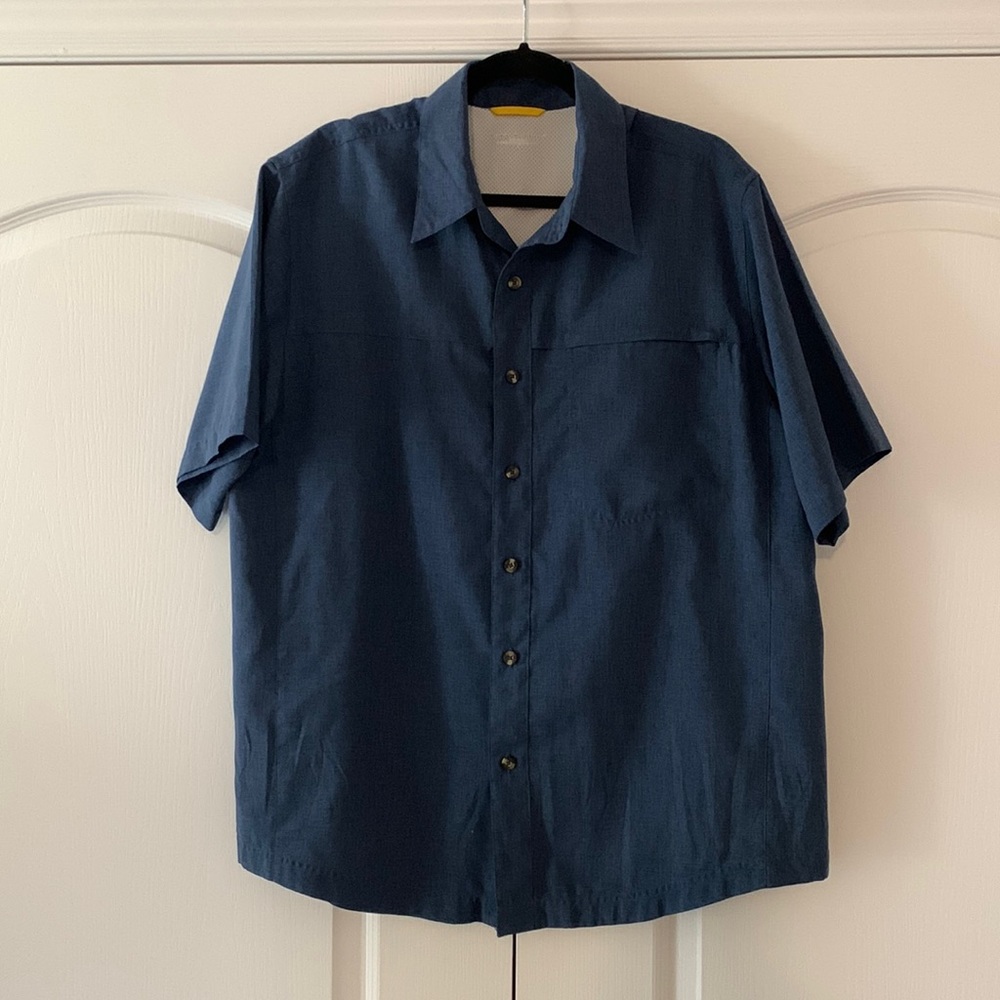 EUC Royal Robbins shirt